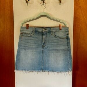 Hudson vivid light denim mini skirt, women’s size 32 - new without tags!